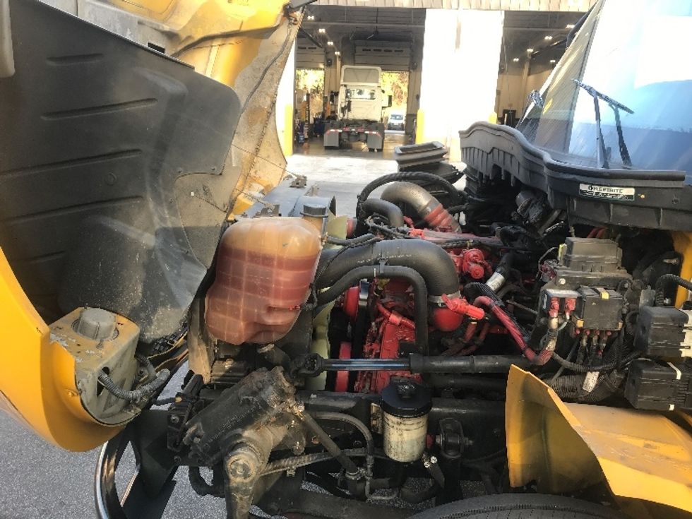 Medium Duty Box Truck-Light and Medium Duty Trucks-International-2021-MV607-Ladson-SC-188,909\n\t\tmiles-$ 45,000 - Image 24