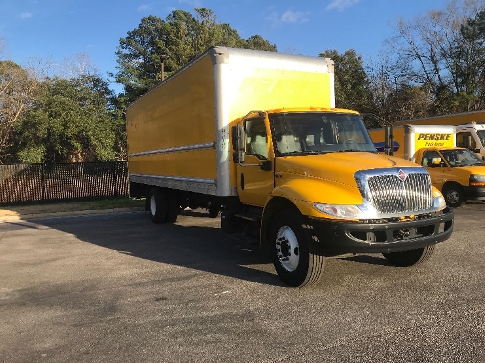 Medium Duty Box Truck-Light and Medium Duty Trucks-International-2021-MV607-Ladson-SC-228,740\n\t\tmiles-$ 39,000 - Image 1