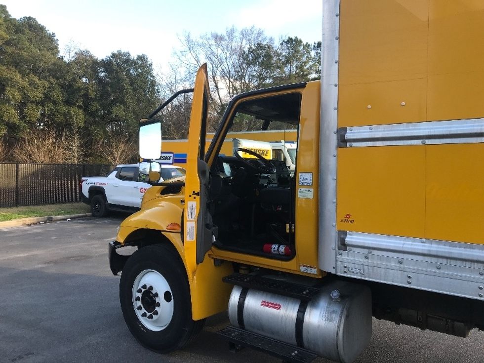 Medium Duty Box Truck-Light and Medium Duty Trucks-International-2021-MV607-Ladson-SC-228,740\n\t\tmiles-$ 39,000 - Image 16