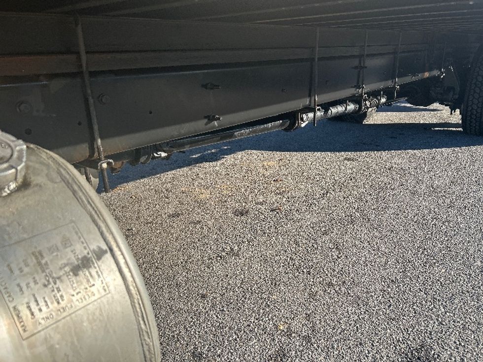 Medium Duty Box Truck-Light and Medium Duty Trucks-International-2021-MV607-Lafayette-LA-165,526\n\t\tmiles-$ 47,250 - Image 5