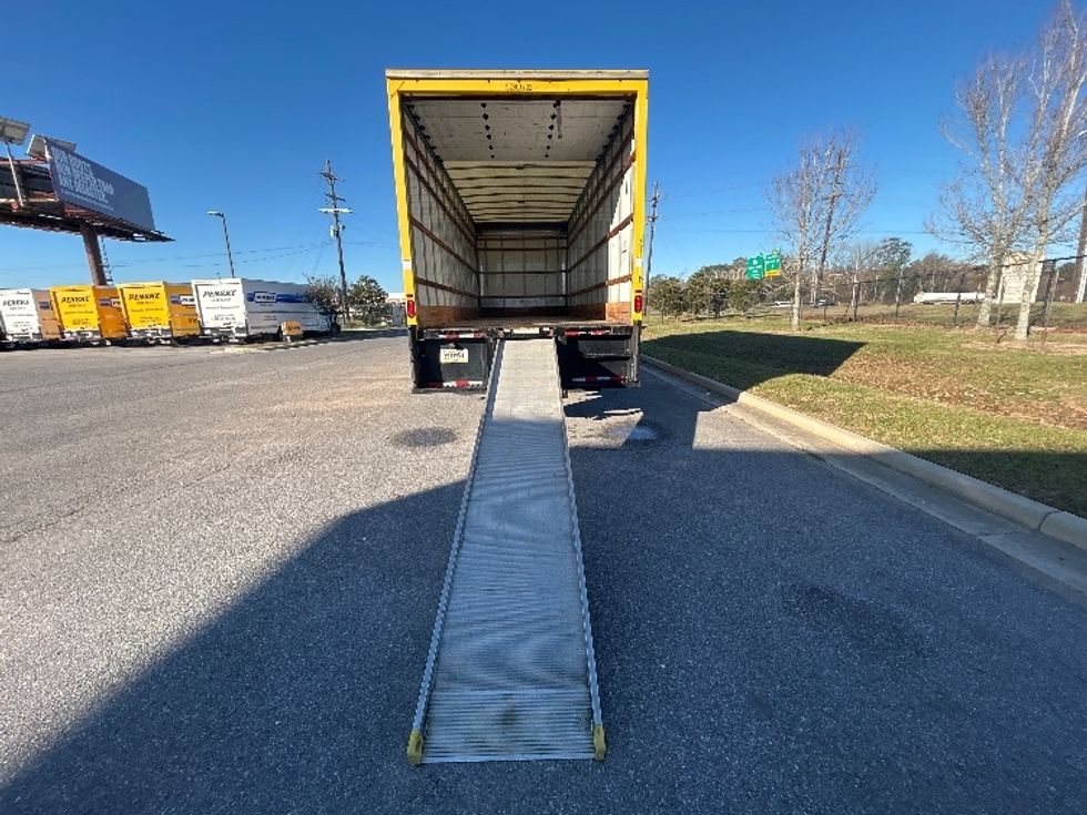 Medium Duty Box Truck-Light and Medium Duty Trucks-International-2021-MV607-Lafayette-LA-165,526\n\t\tmiles-$ 47,250 - Image 9