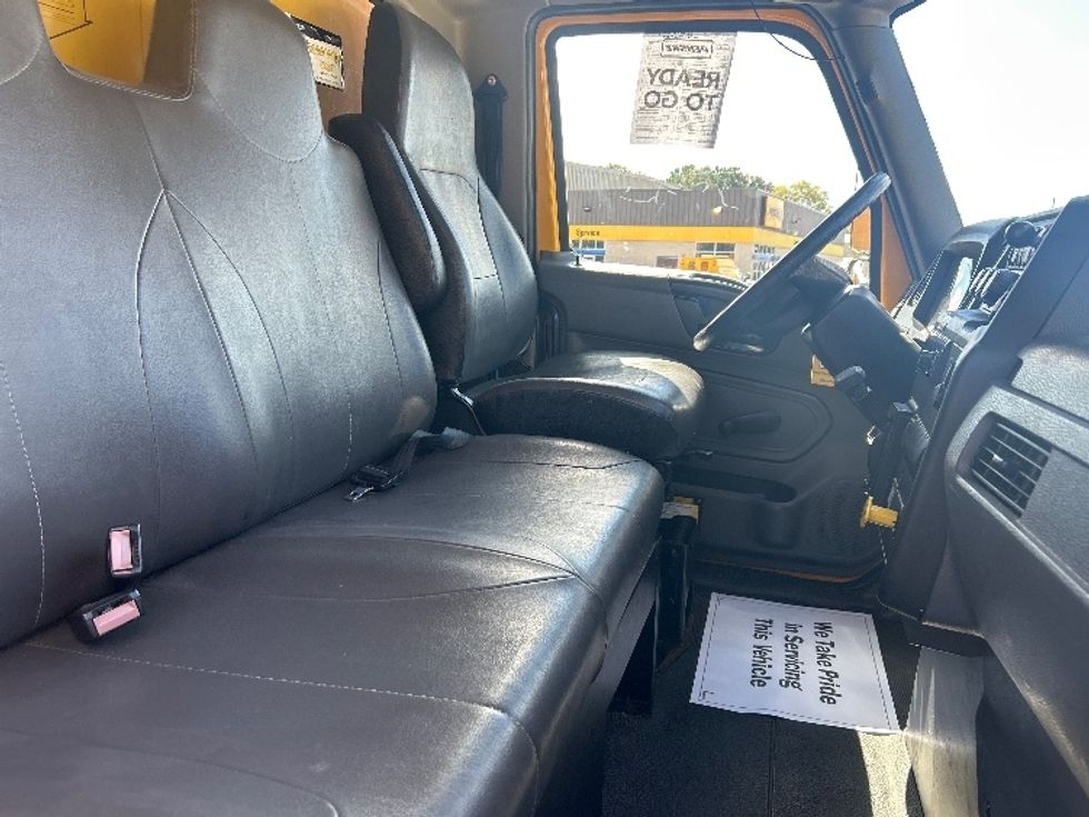 Medium Duty Box Truck-Light and Medium Duty Trucks-International-2021-MV607-Lafayette-LA-195,603\n\t\tmiles-$ 46,000 - Image 19