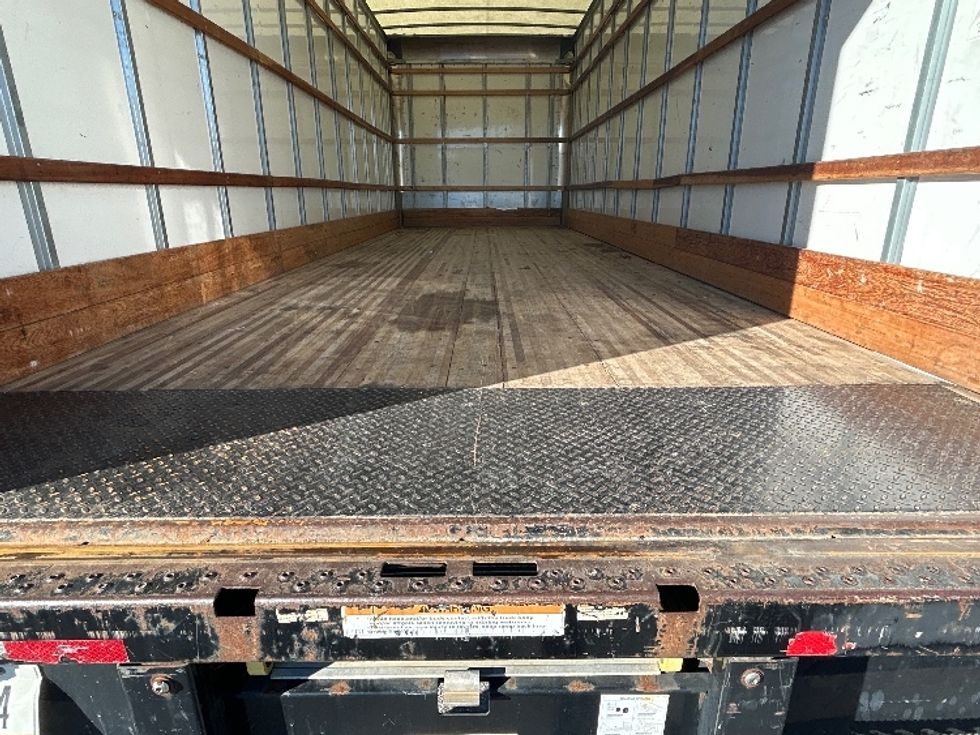 Medium Duty Box Truck-Light and Medium Duty Trucks-International-2021-MV607-Lafayette-LA-210,715\n\t\tmiles-$ 40,750 - Image 10