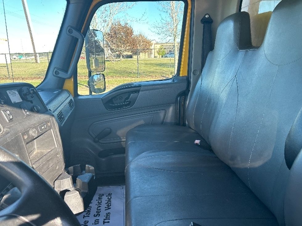 Medium Duty Box Truck-Light and Medium Duty Trucks-International-2021-MV607-Lafayette-LA-210,715\n\t\tmiles-$ 40,750 - Image 19
