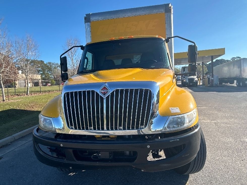 Medium Duty Box Truck-Light and Medium Duty Trucks-International-2021-MV607-Lafayette-LA-210,715\n\t\tmiles-$ 40,750 - Image 2