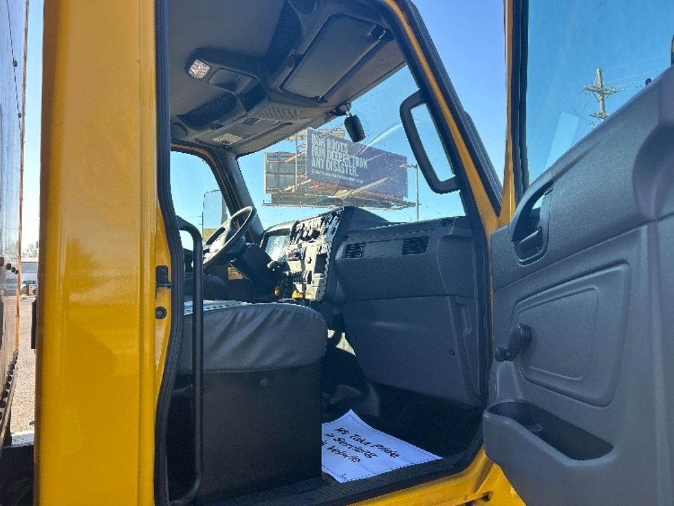 Medium Duty Box Truck-Light and Medium Duty Trucks-International-2021-MV607-Lafayette-LA-210,715\n\t\tmiles-$ 40,750 - Image 20