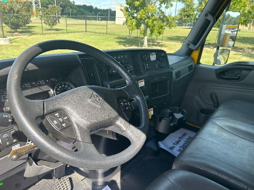 Medium Duty Box Truck-Light and Medium Duty Trucks-International-2021-MV607-Lafayette-LA-233,738\n\t\tmiles-$ 40,500 - Image 13