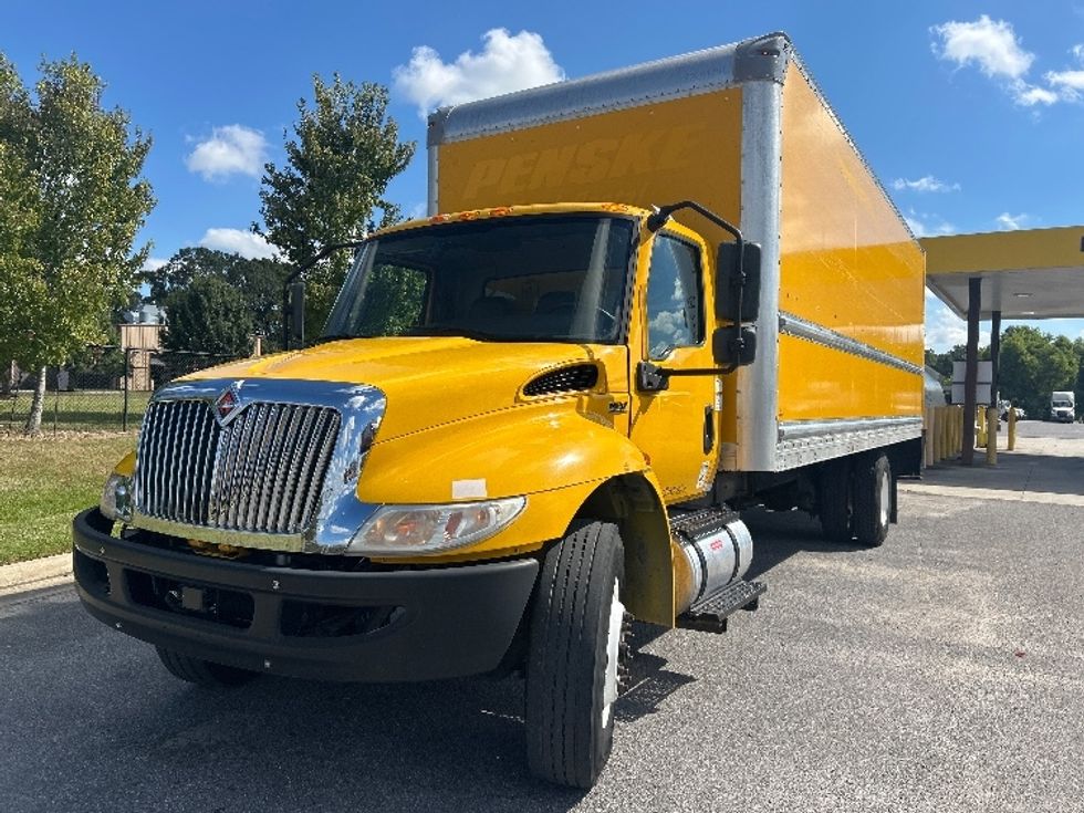 Medium Duty Box Truck-Light and Medium Duty Trucks-International-2021-MV607-Lafayette-LA-233,738\n\t\tmiles-$ 40,500 - Image 3