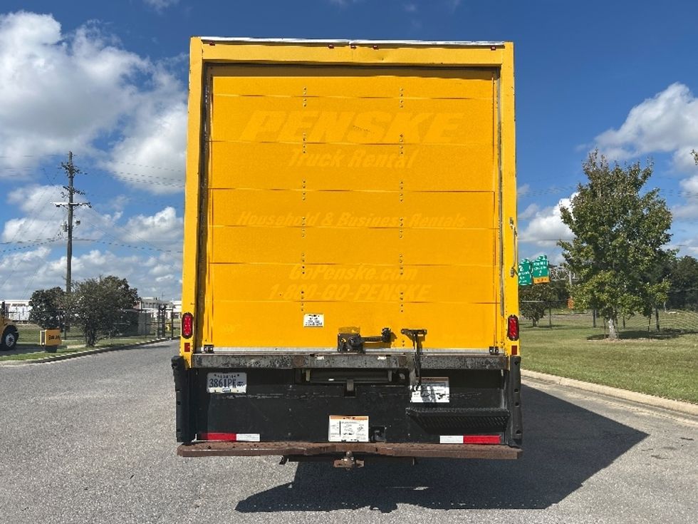 Medium Duty Box Truck-Light and Medium Duty Trucks-International-2021-MV607-Lafayette-LA-233,738\n\t\tmiles-$ 40,500 - Image 6