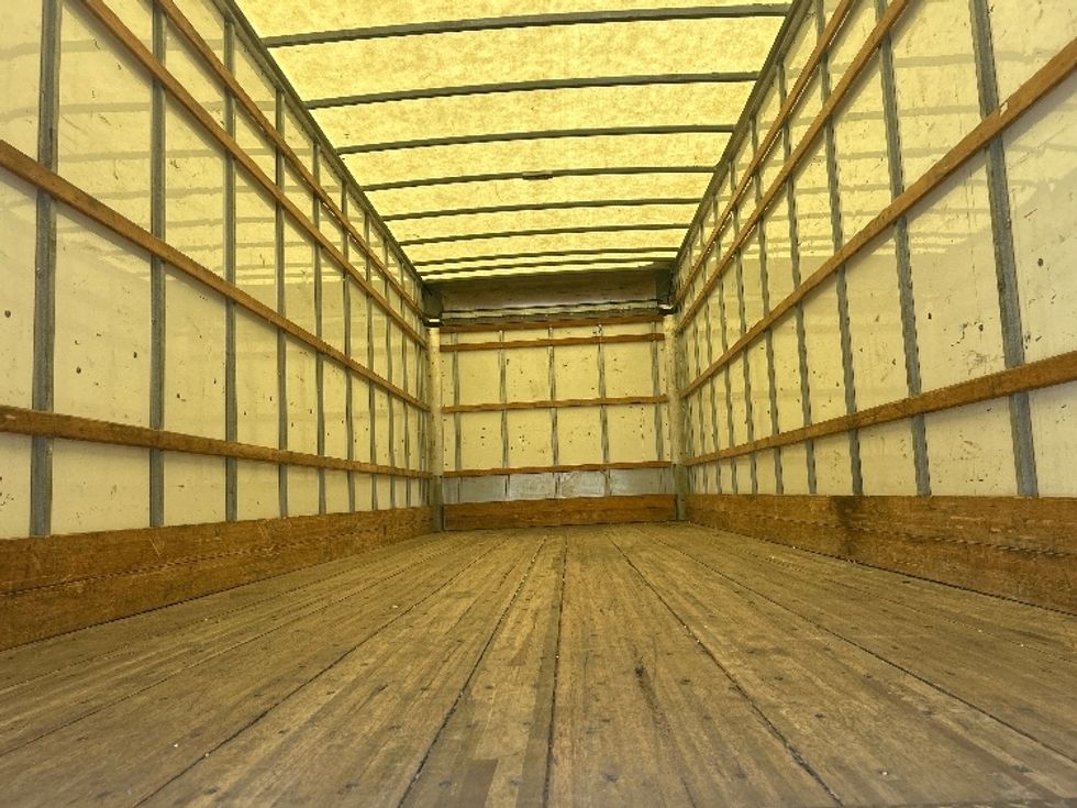 Medium Duty Box Truck-Light and Medium Duty Trucks-International-2021-MV607-Lafayette-LA-233,738\n\t\tmiles-$ 40,500 - Image 7