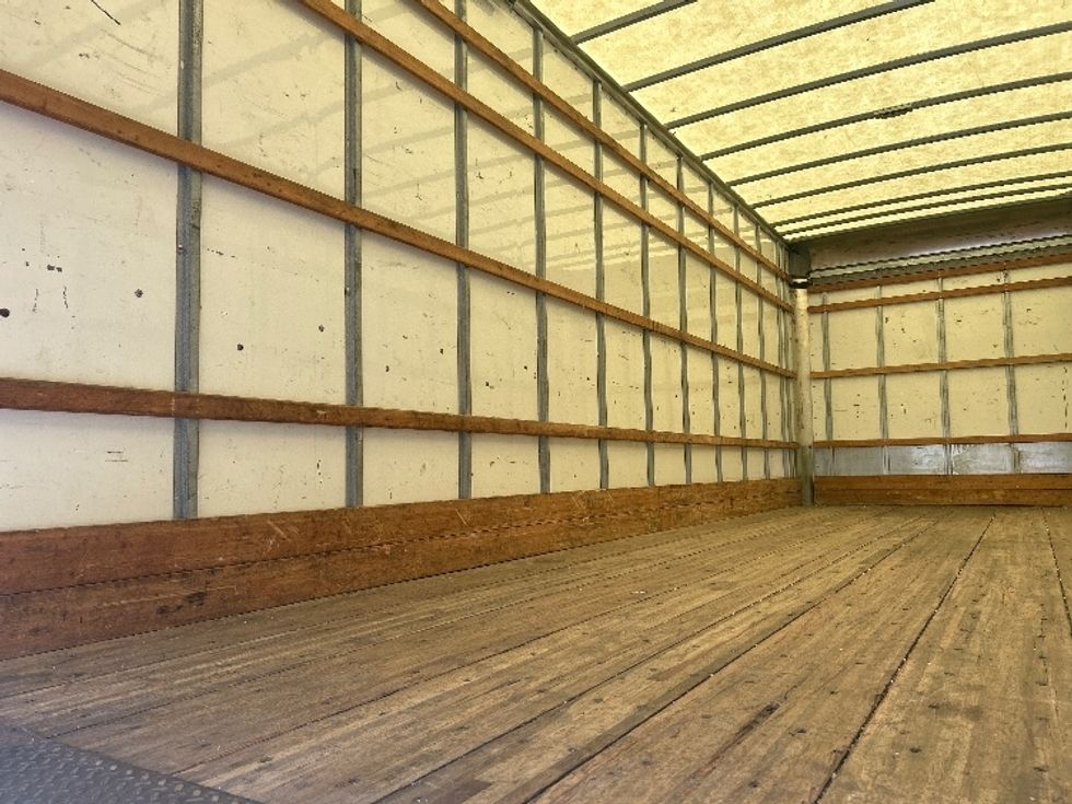Medium Duty Box Truck-Light and Medium Duty Trucks-International-2021-MV607-Lafayette-LA-233,738\n\t\tmiles-$ 40,500 - Image 8