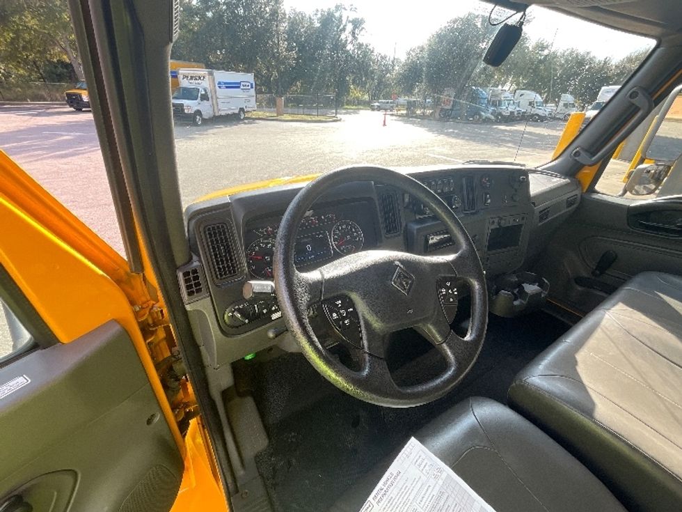 Medium Duty Box Truck-Light and Medium Duty Trucks-International-2021-MV607-Lakeland-FL-216,167\n\t\tmiles-$ 40,000 - Image 17