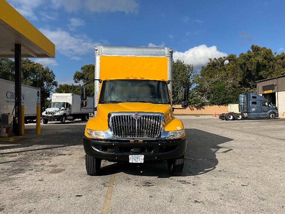 Medium Duty Box Truck-Light and Medium Duty Trucks-International-2021-MV607-Lakeland-FL-216,167\n\t\tmiles-$ 40,000 - Image 2