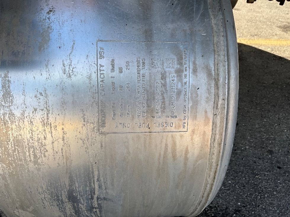 Medium Duty Box Truck-Light and Medium Duty Trucks-International-2021-MV607-Lakeland-FL-216,167\n\t\tmiles-$ 40,000 - Image 25