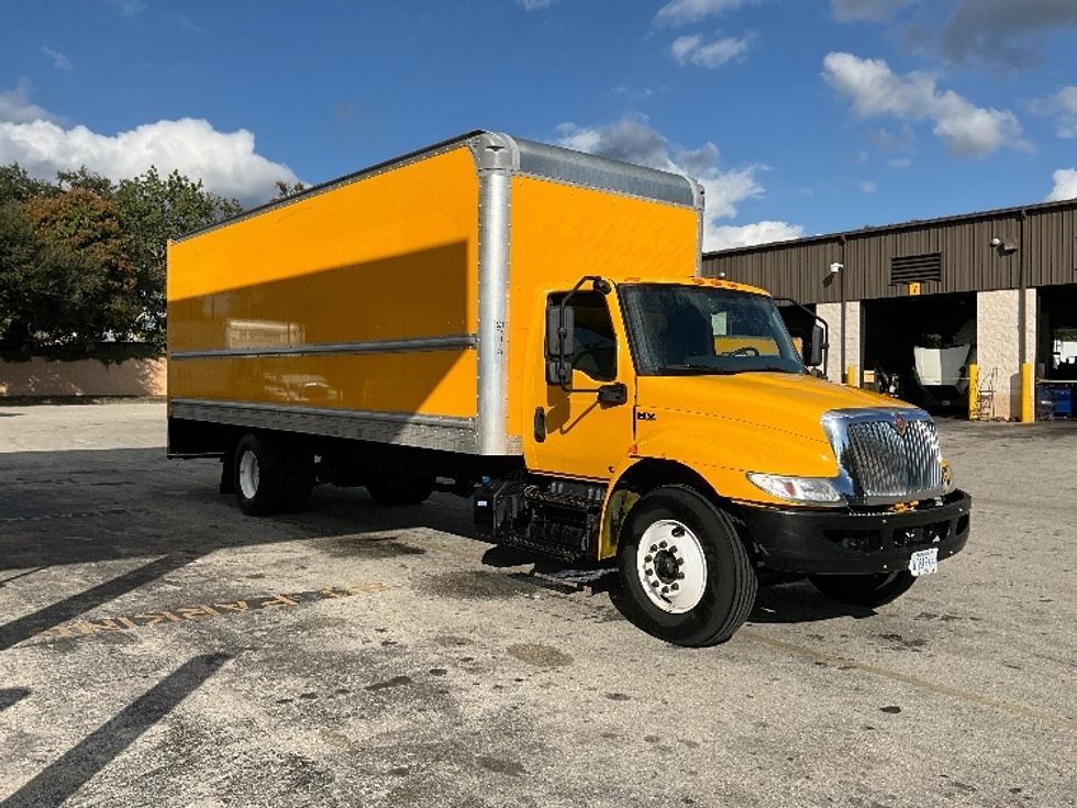Medium Duty Box Truck-Light and Medium Duty Trucks-International-2021-MV607-Lakeland-FL-216,167\n\t\tmiles-$ 40,000 - Image 3