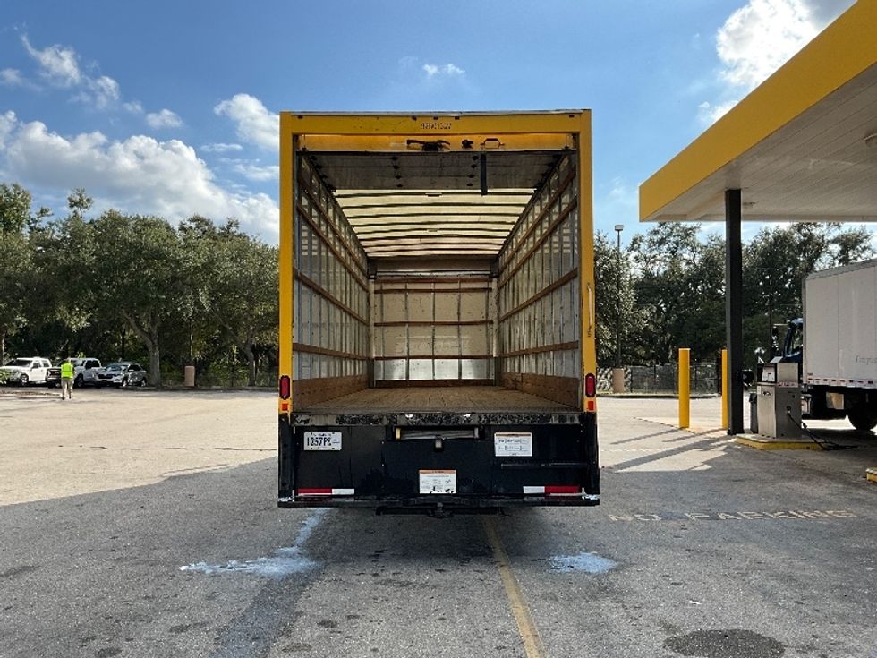 Medium Duty Box Truck-Light and Medium Duty Trucks-International-2021-MV607-Lakeland-FL-216,167\n\t\tmiles-$ 40,000 - Image 8
