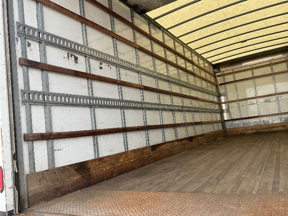 Medium Duty Box Truck-Light and Medium Duty Trucks-International-2021-MV607-Lansing-MI-126,918\n\t\tmiles-$ 63,500 - Image 11