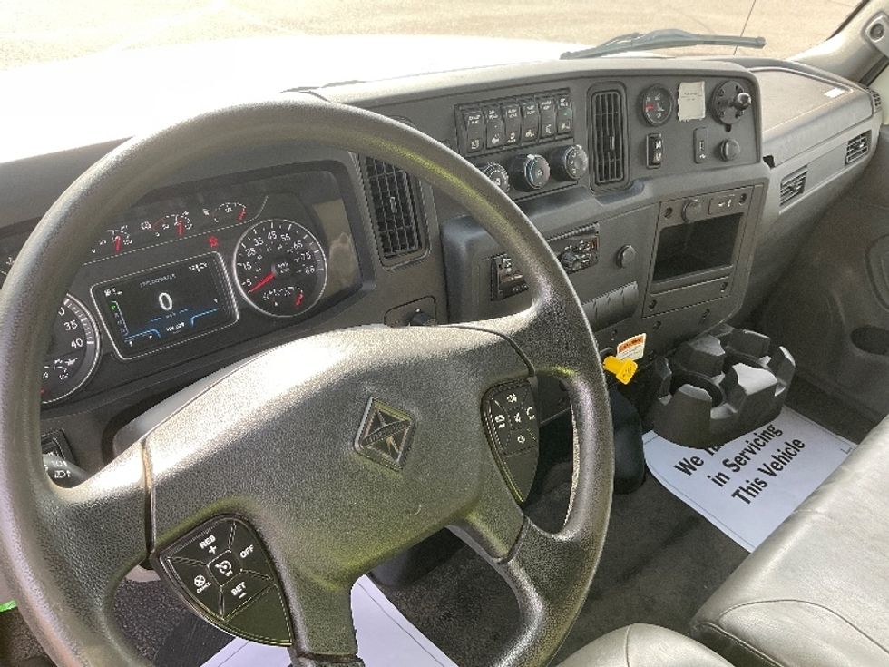 Medium Duty Box Truck-Light and Medium Duty Trucks-International-2021-MV607-Lansing-MI-126,918\n\t\tmiles-$ 63,500 - Image 18