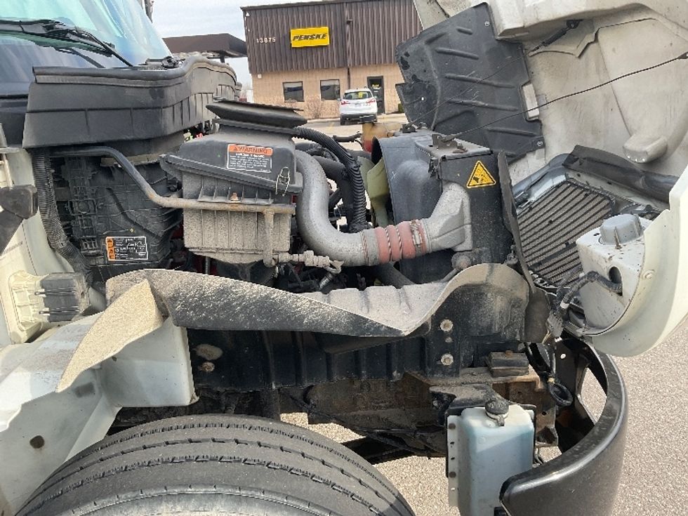 Medium Duty Box Truck-Light and Medium Duty Trucks-International-2021-MV607-Lansing-MI-126,918\n\t\tmiles-$ 63,500 - Image 23