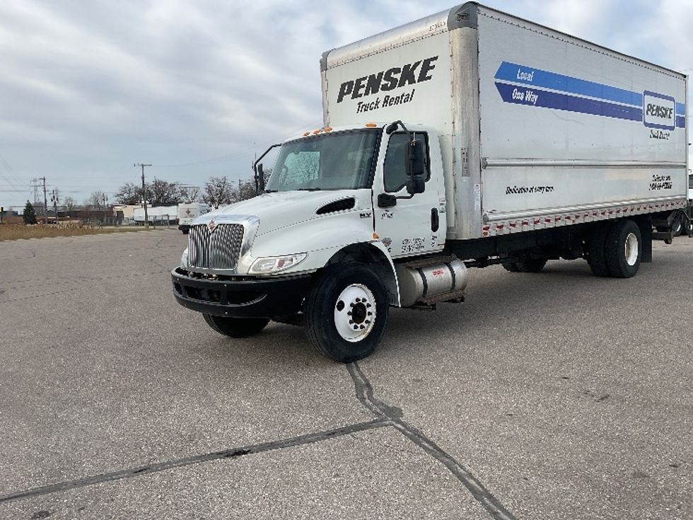 Medium Duty Box Truck-Light and Medium Duty Trucks-International-2021-MV607-Lansing-MI-126,918\n\t\tmiles-$ 63,500 - Image 3