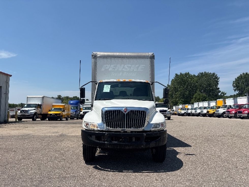 Medium Duty Box Truck-Light and Medium Duty Trucks-International-2021-MV607-Lansing-MI-149,350\n\t\tmiles-$ 61,250 - Image 2