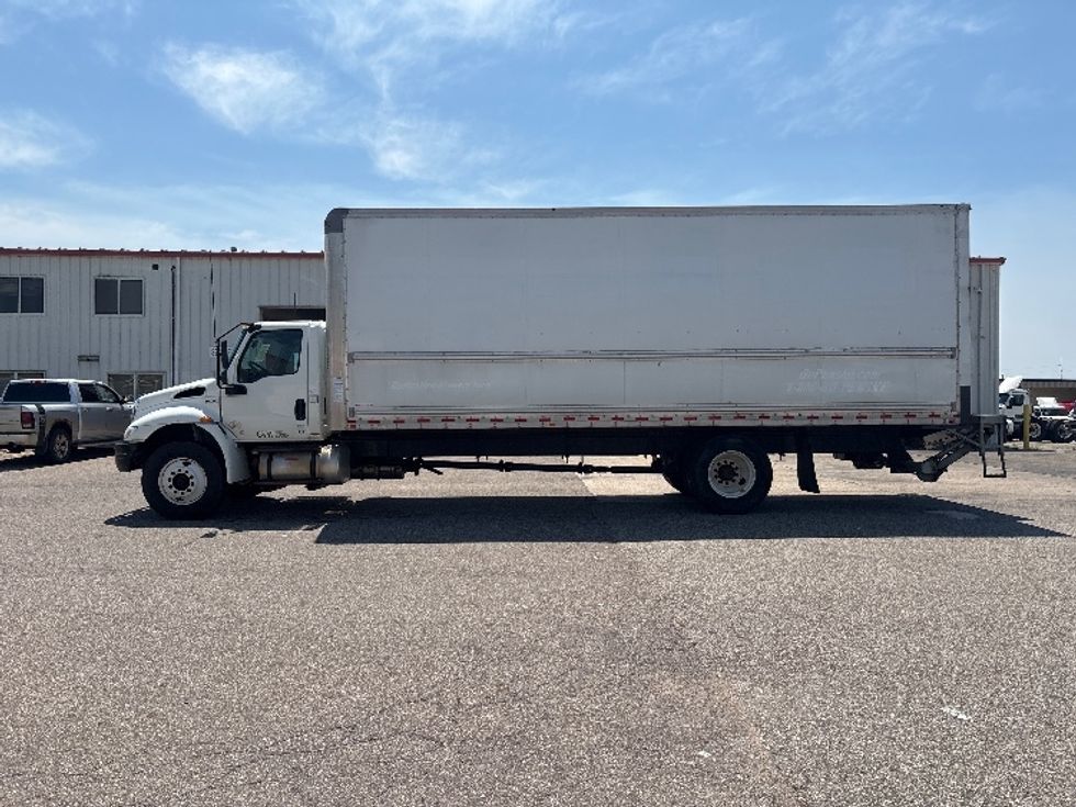 Medium Duty Box Truck-Light and Medium Duty Trucks-International-2021-MV607-Lansing-MI-149,350\n\t\tmiles-$ 61,250 - Image 4