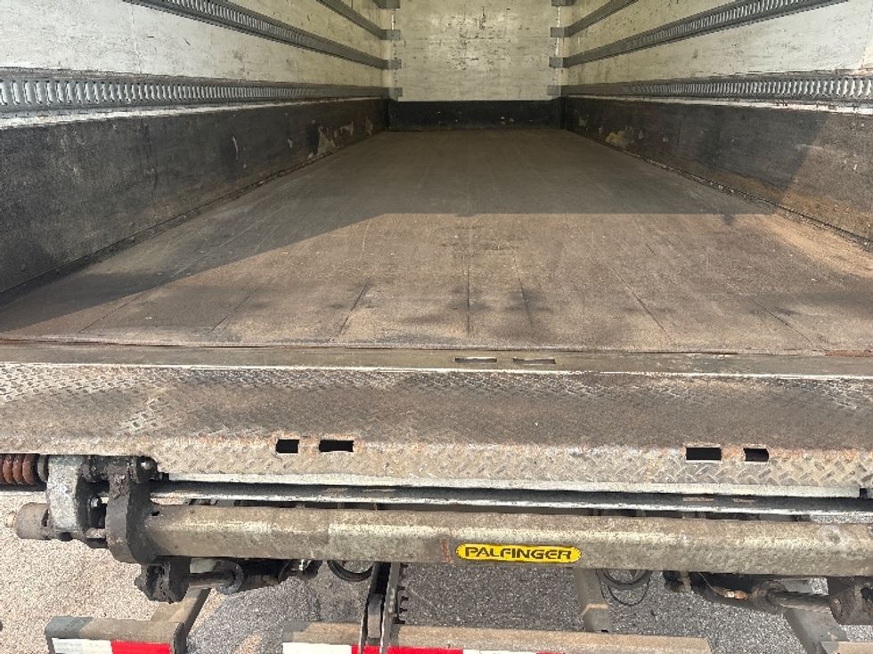 Medium Duty Box Truck-Light and Medium Duty Trucks-International-2021-MV607-Lansing-MI-232,811\n\t\tmiles-$ 50,000 - Image 10