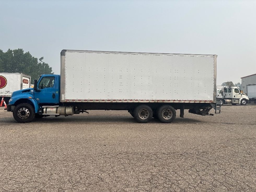 Medium Duty Box Truck-Light and Medium Duty Trucks-International-2021-MV607-Lansing-MI-232,811\n\t\tmiles-$ 50,000 - Image 4