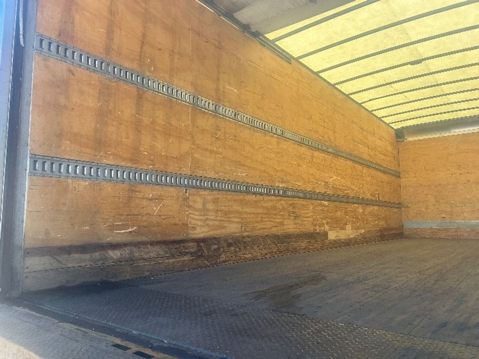 Medium Duty Box Truck-Light and Medium Duty Trucks-International-2021-MV607-Lansing-MI-238,141\n\t\tmiles-$ 34,250 - Image 11