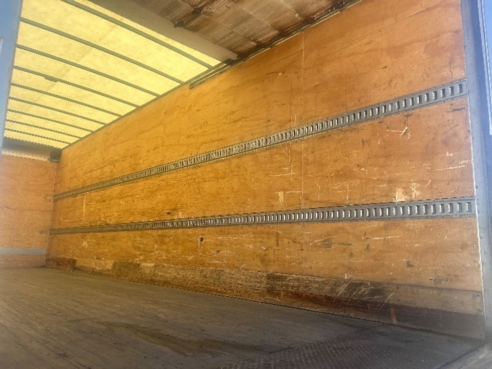 Medium Duty Box Truck-Light and Medium Duty Trucks-International-2021-MV607-Lansing-MI-238,141\n\t\tmiles-$ 34,250 - Image 12