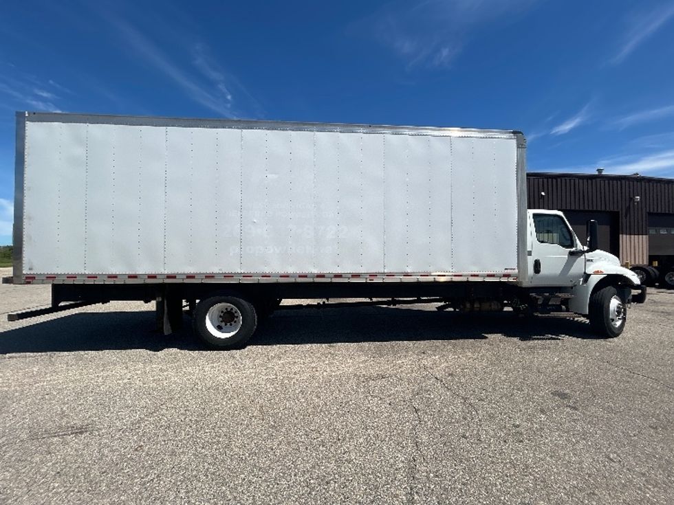 Medium Duty Box Truck-Light and Medium Duty Trucks-International-2021-MV607-Lansing-MI-238,141\n\t\tmiles-$ 34,250 - Image 15