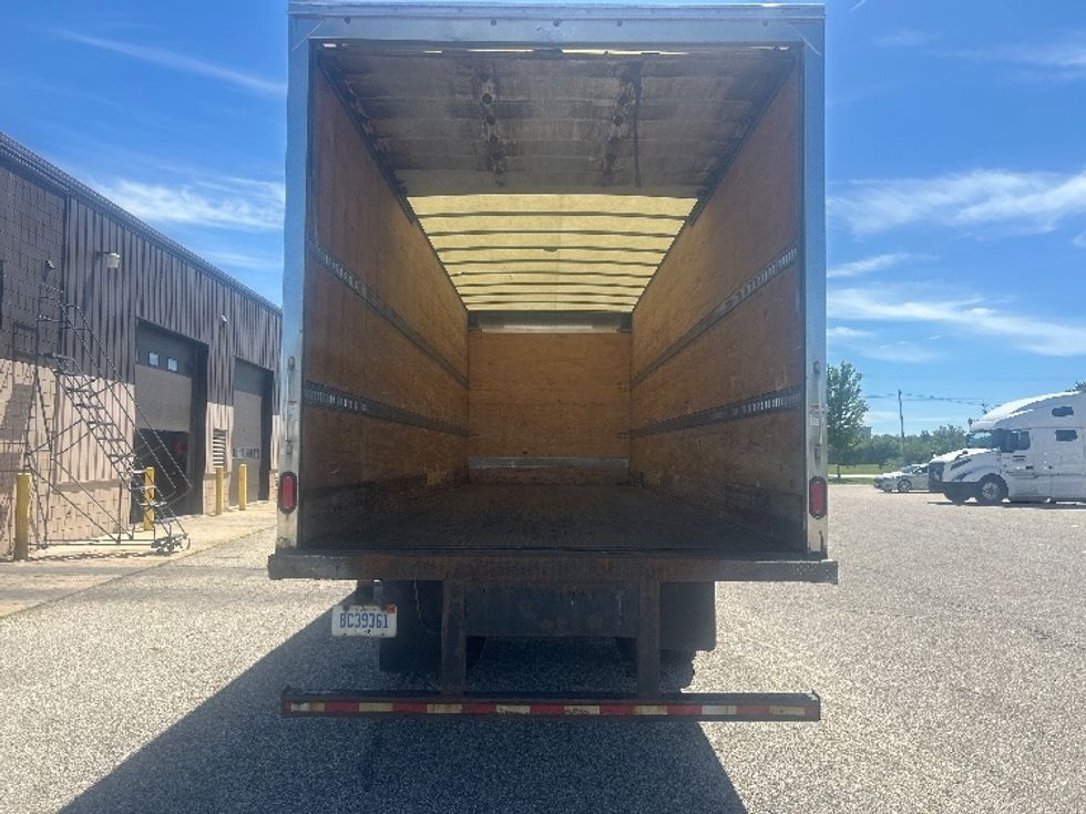 Medium Duty Box Truck-Light and Medium Duty Trucks-International-2021-MV607-Lansing-MI-238,141\n\t\tmiles-$ 34,250 - Image 8