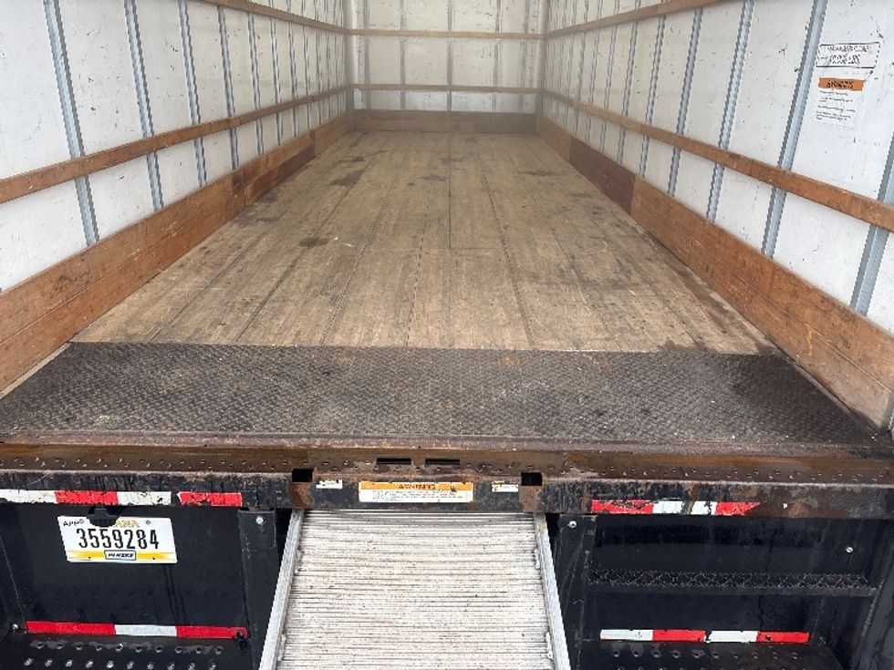 Medium Duty Box Truck-Light and Medium Duty Trucks-International-2021-MV607-Lansing-MI-239,236\n\t\tmiles-$ 35,750 - Image 10