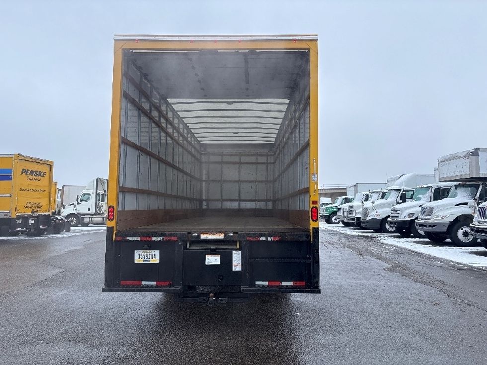 Medium Duty Box Truck-Light and Medium Duty Trucks-International-2021-MV607-Lansing-MI-239,236\n\t\tmiles-$ 35,750 - Image 8