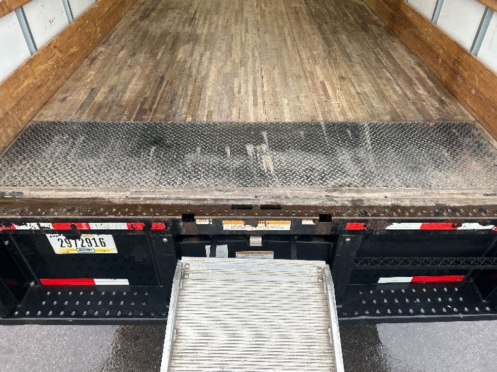 Medium Duty Box Truck-Light and Medium Duty Trucks-International-2021-MV607-Lansing-MI-241,482\n\t\tmiles-$ 33,750 - Image 10