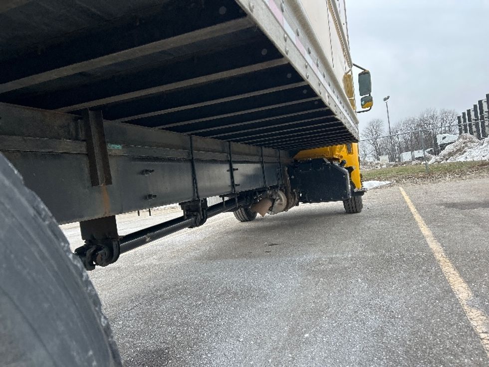 Medium Duty Box Truck-Light and Medium Duty Trucks-International-2021-MV607-Lansing-MI-241,705\n\t\tmiles-$ 33,500 - Image 14