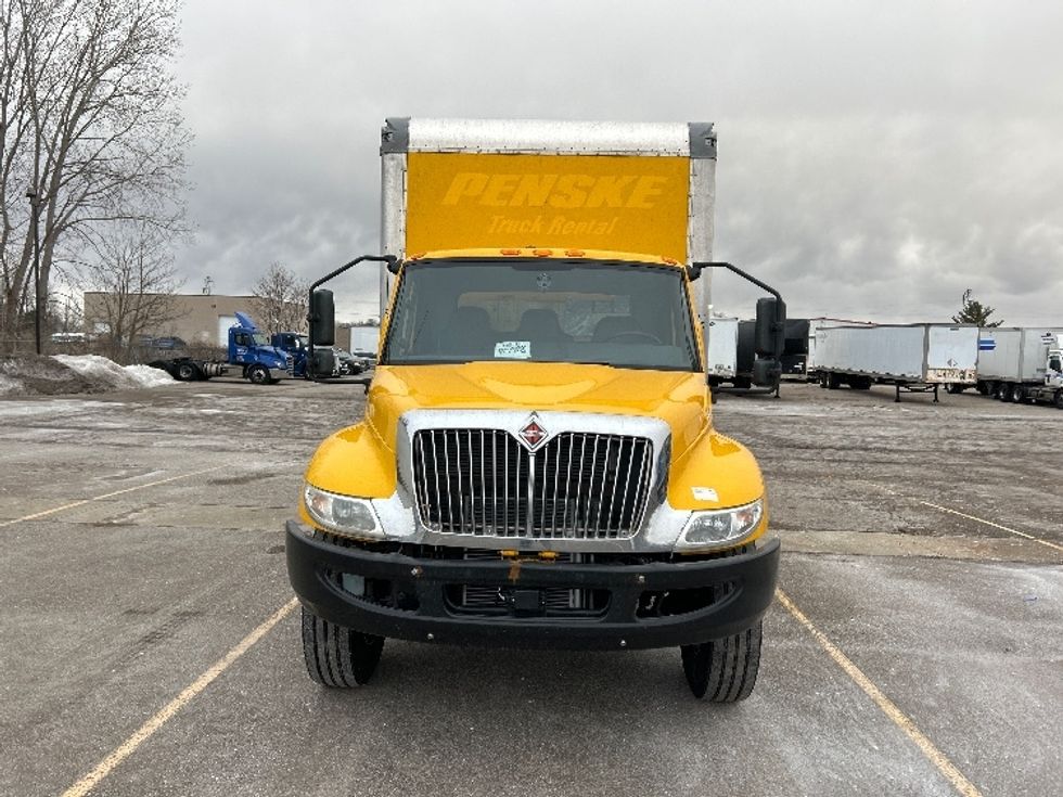 Medium Duty Box Truck-Light and Medium Duty Trucks-International-2021-MV607-Lansing-MI-241,705\n\t\tmiles-$ 33,500 - Image 2