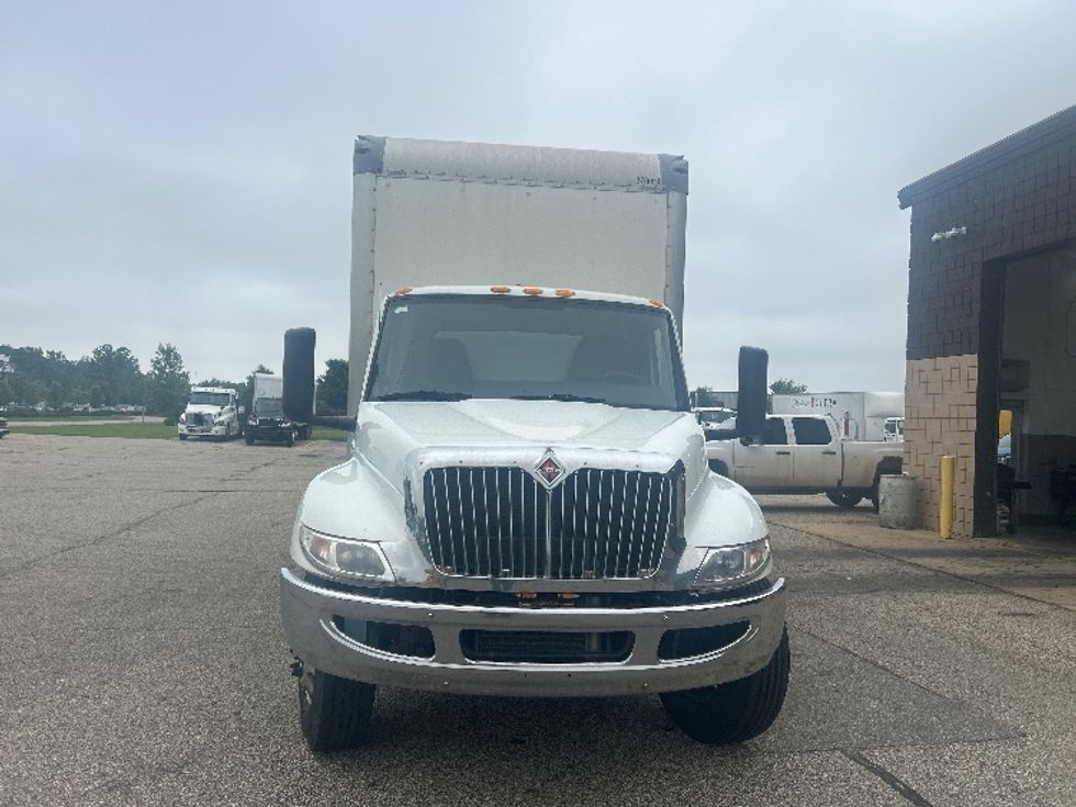 Medium Duty Box Truck-Light and Medium Duty Trucks-International-2021-MV607-Lansing-MI-290,505\n\t\tmiles-$ 30,500 - Image 2
