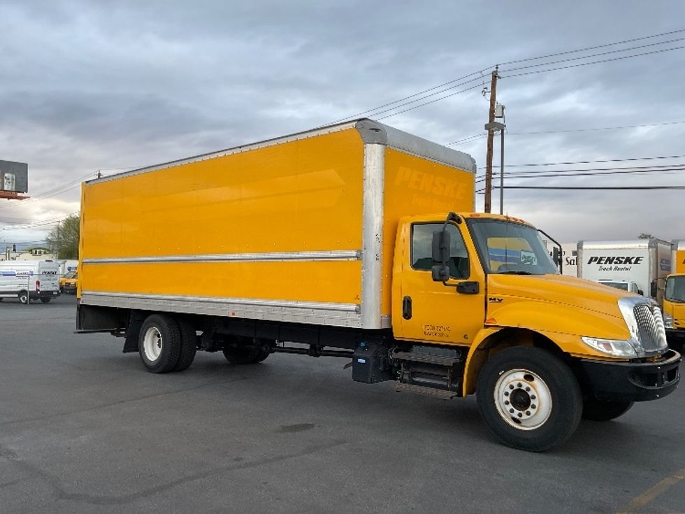 Medium Duty Box Truck-Light and Medium Duty Trucks-International-2021-MV607-Las Vegas-NV-187,805\n\t\tmiles-$ 44,000 - Image 1