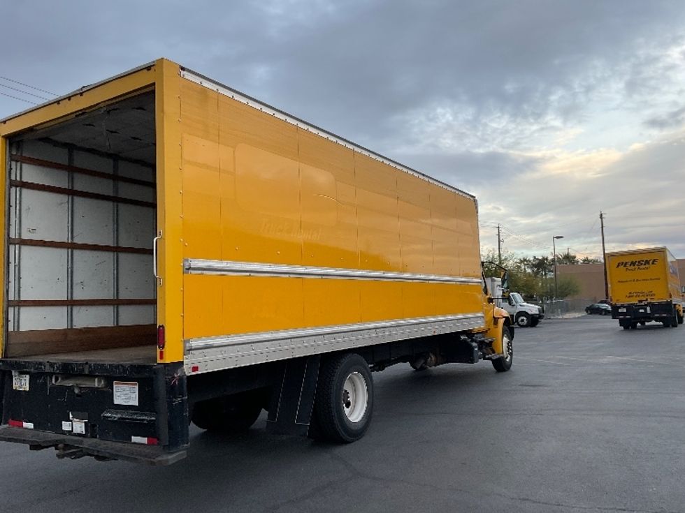 Medium Duty Box Truck-Light and Medium Duty Trucks-International-2021-MV607-Las Vegas-NV-187,805\n\t\tmiles-$ 44,000 - Image 12