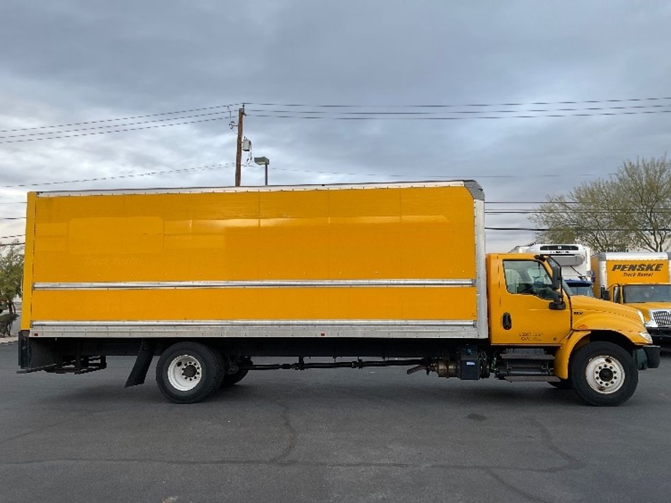 Medium Duty Box Truck-Light and Medium Duty Trucks-International-2021-MV607-Las Vegas-NV-187,805\n\t\tmiles-$ 44,000 - Image 14