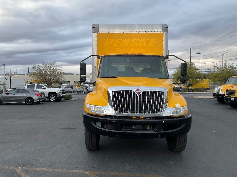 Medium Duty Box Truck-Light and Medium Duty Trucks-International-2021-MV607-Las Vegas-NV-187,805\n\t\tmiles-$ 44,000 - Image 2