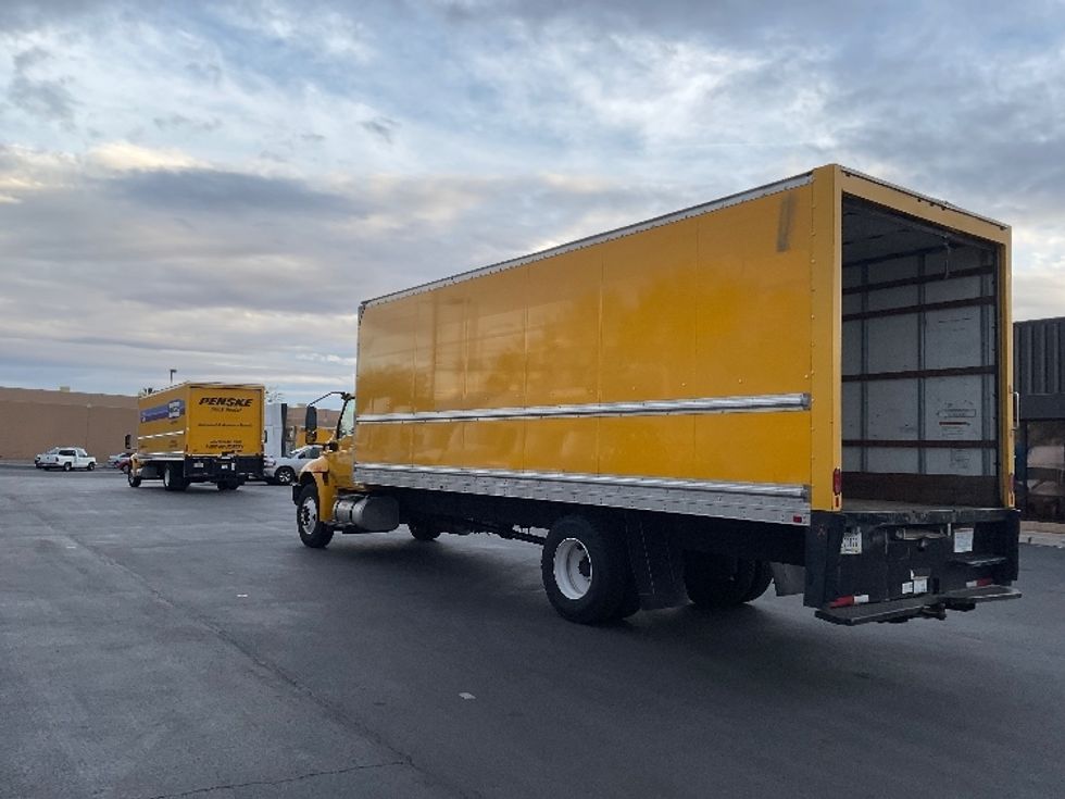 Medium Duty Box Truck-Light and Medium Duty Trucks-International-2021-MV607-Las Vegas-NV-187,805\n\t\tmiles-$ 44,000 - Image 6