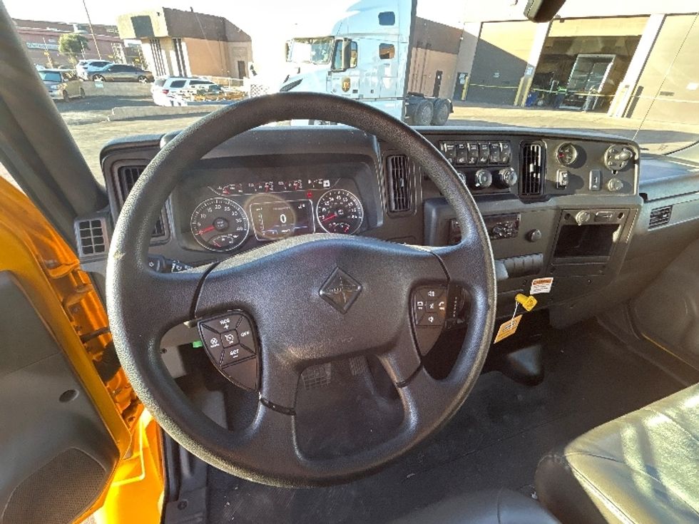 Medium Duty Box Truck-Light and Medium Duty Trucks-International-2021-MV607-Las Vegas-NV-190,556\n\t\tmiles-$ 42,750 - Image 18