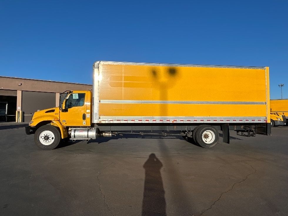 Medium Duty Box Truck-Light and Medium Duty Trucks-International-2021-MV607-Las Vegas-NV-190,556\n\t\tmiles-$ 42,750 - Image 4