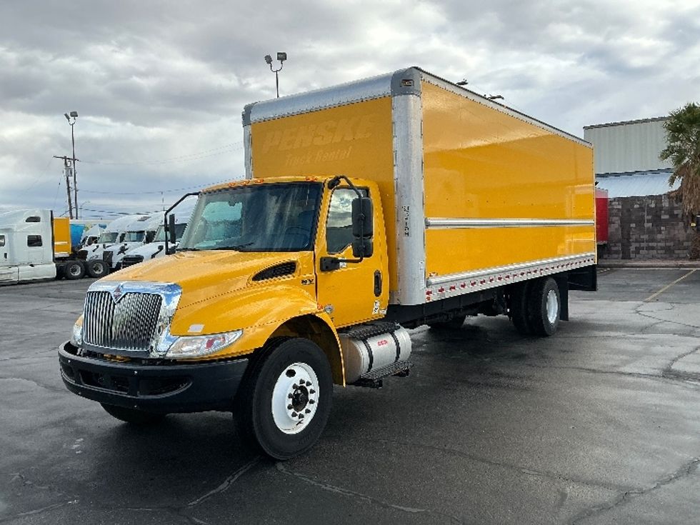 Medium Duty Box Truck-Light and Medium Duty Trucks-International-2021-MV607-Las Vegas-NV-192,127\n\t\tmiles-$ 43,500 - Image 3