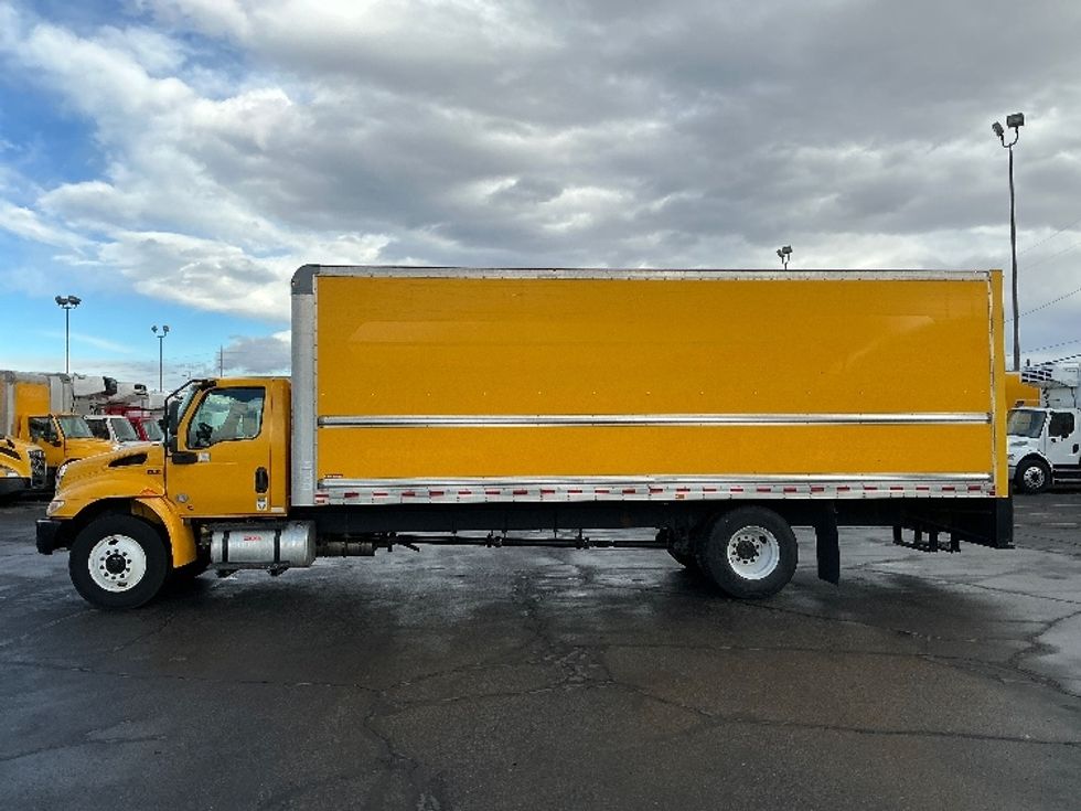 Medium Duty Box Truck-Light and Medium Duty Trucks-International-2021-MV607-Las Vegas-NV-192,127\n\t\tmiles-$ 43,500 - Image 4