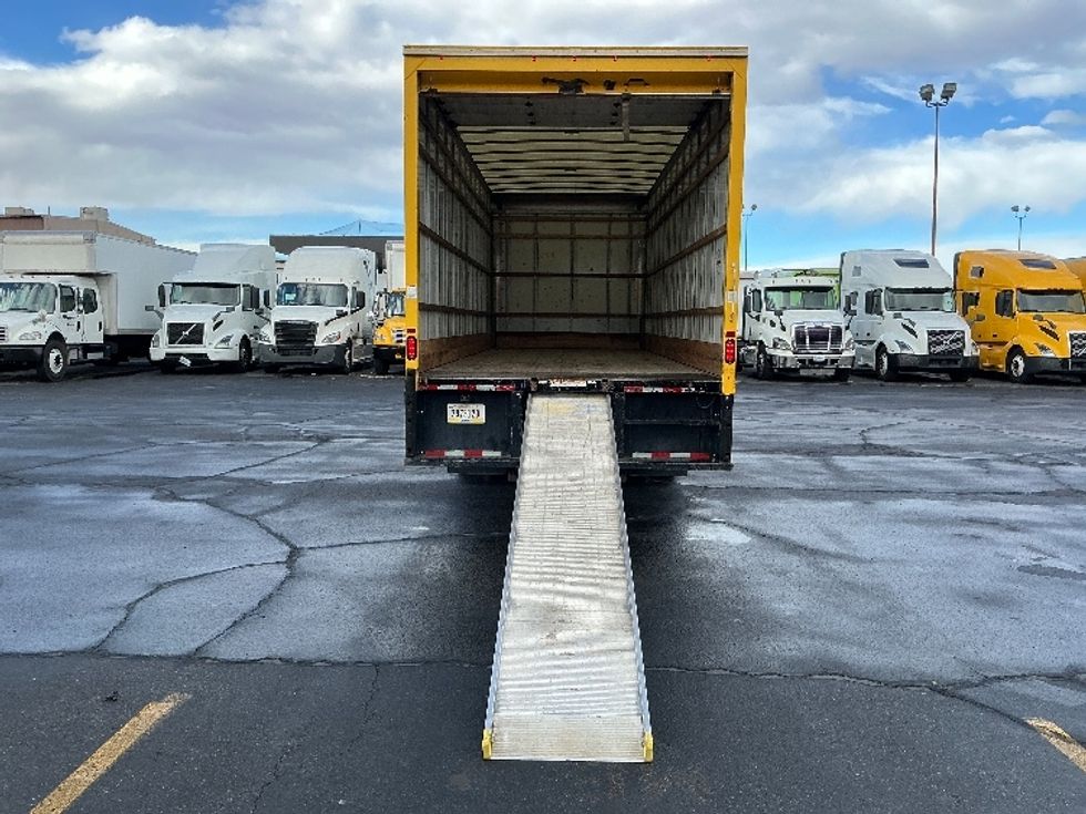 Medium Duty Box Truck-Light and Medium Duty Trucks-International-2021-MV607-Las Vegas-NV-192,127\n\t\tmiles-$ 43,500 - Image 9