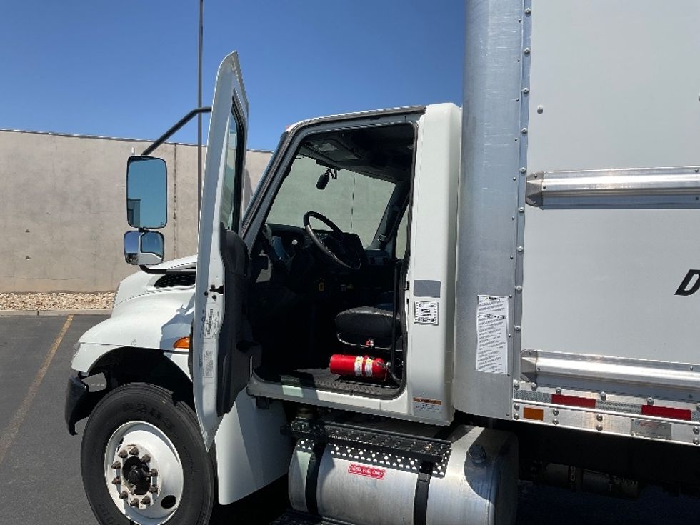 Medium Duty Box Truck-Light and Medium Duty Trucks-International-2021-MV607-Las Vegas-NV-212,528\n\t\tmiles-$ 48,250 - Image 16