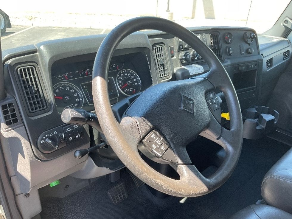 Medium Duty Box Truck-Light and Medium Duty Trucks-International-2021-MV607-Las Vegas-NV-212,528\n\t\tmiles-$ 48,250 - Image 17